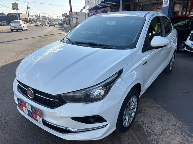 Carro Fiat Cronos 2019 1.3 Drive Firefly (Flex)