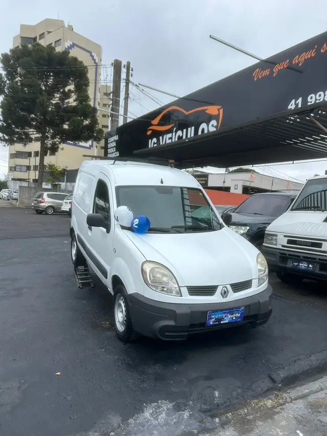 Carro Renault Kangoo Express 2011 1.6 16V Hi-Flex