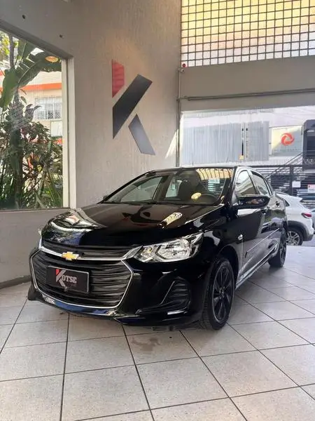 Carro Chevrolet Onix 2023 1.0