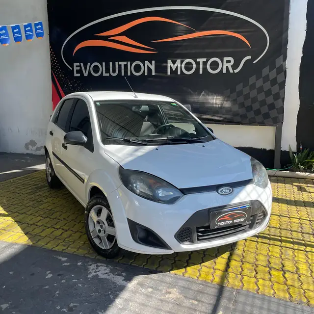 Carro Ford Fiesta Hatch 2011 1.0 (Flex)