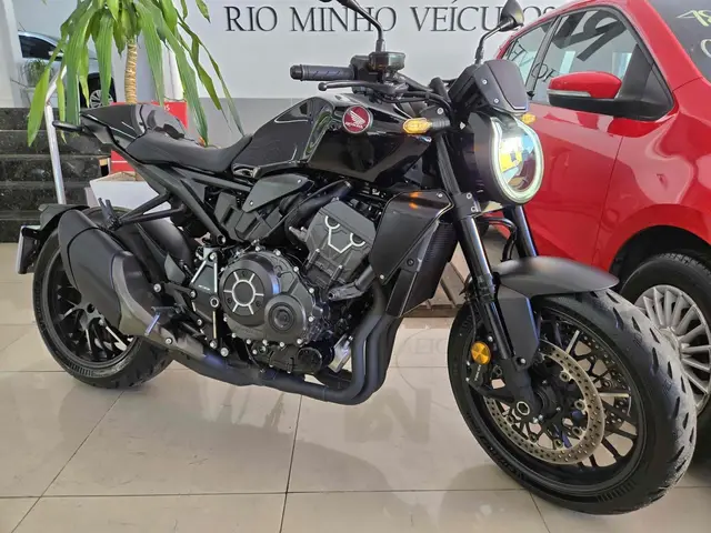 Moto Honda CB 1000R 2023 Black Edition