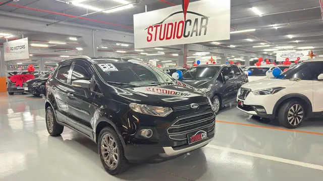 Carro Ford EcoSport 2015 Ecosport Freestyle 1.6 16V (Flex)
