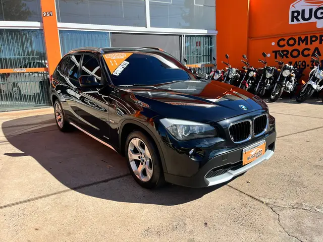 Carro BMW X1 2011 2.0 sDrive18i Top (Aut)
