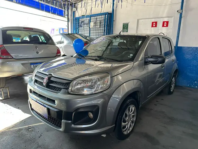 Carro Fiat Uno 2017 Attractive 1.0 (Flex) 4p