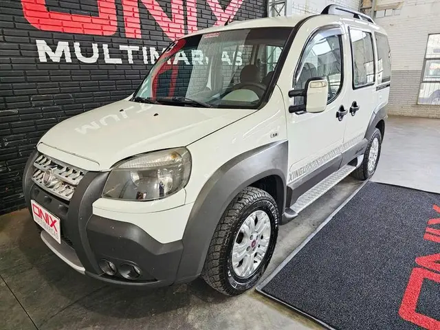 Carro Fiat Doblò 2013 Adv. XINGU 1.8 Flex 16V 5p