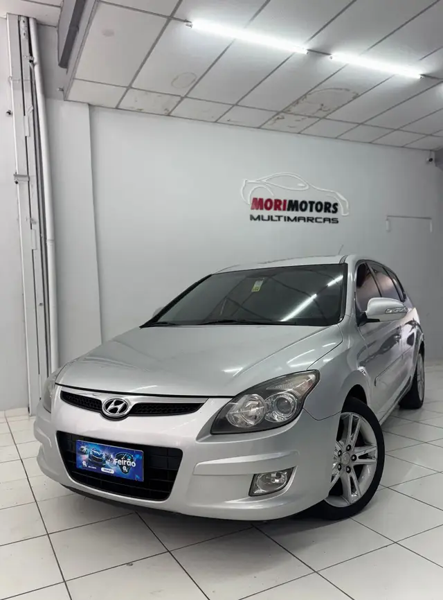 Carro Hyundai i30 CW 2011 2.0i GLS