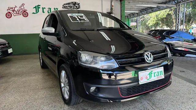 Carro Volkswagen Fox 2014 1.6 VHT Rock in Rio (Flex)