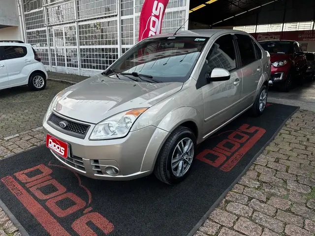 Carro Ford Fiesta Sedan 2008 1.6 (Flex)