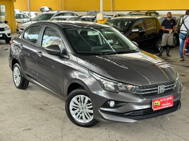 Carro Fiat Cronos 2023 Drive 1.3 (Flex) MT