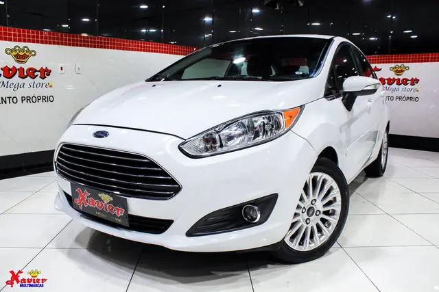 Carro Ford New Fiesta Sedan 2014 1.6 Titanium PowerShift (Flex)