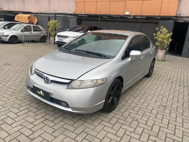 Carro Honda Civic 2007 LX 1.8
