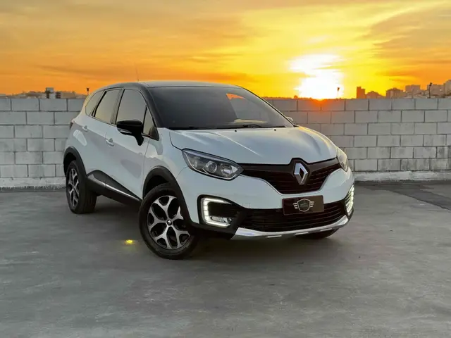 Carro Renault Captur 2019 Intense 1.6 16v SCe CVT (Flex)