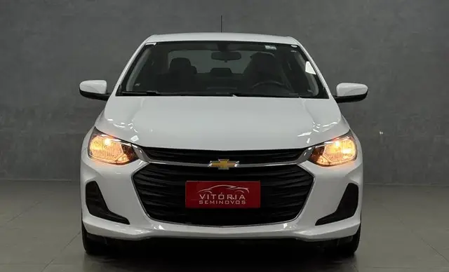 Carro Chevrolet Onix Plus 2023 LT 1.0 Turbo