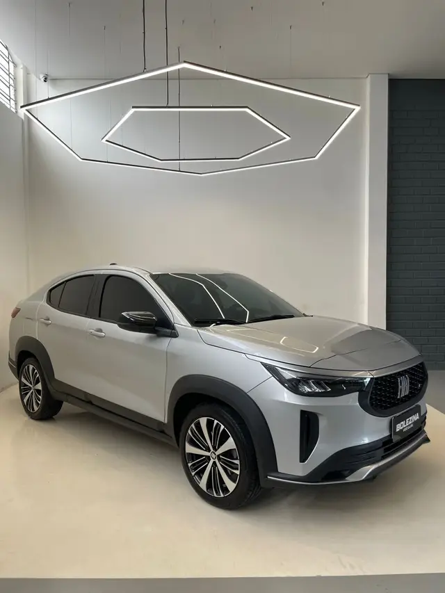 Carro Fiat Fastback 2024 Audace