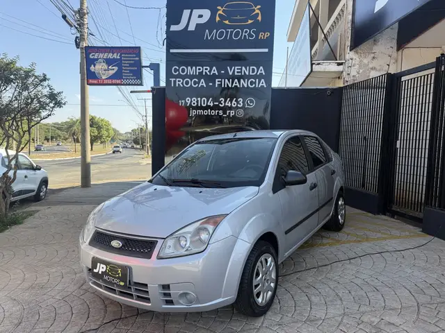 Carro Ford Fiesta Hatch 2008 1.0 (Flex)