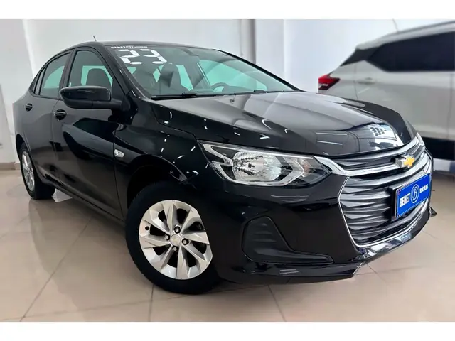 Carro Chevrolet Onix Plus 2023 LT 1.0
