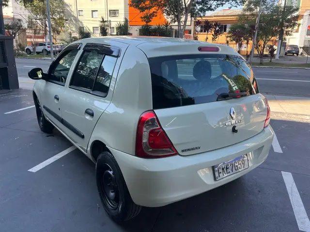 Carro Renault Clio 2014 Expression 1.0 16V (Flex)