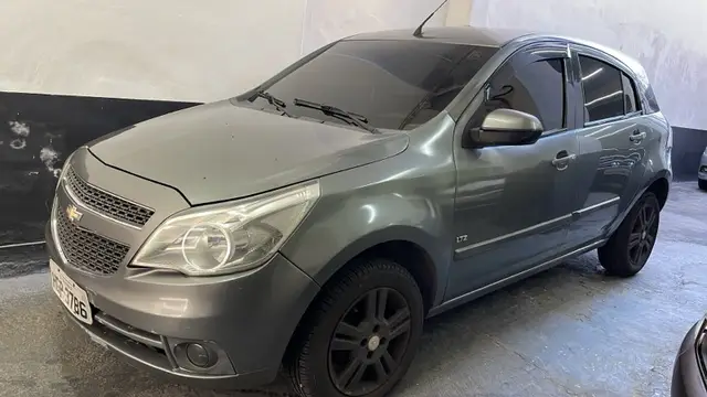 Carro Chevrolet Agile 2011 LTZ 1.4 8V (Flex)