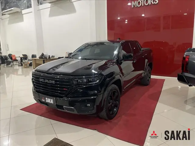 Carro RAM Rampage 2024 R/T 2.0 Turbo