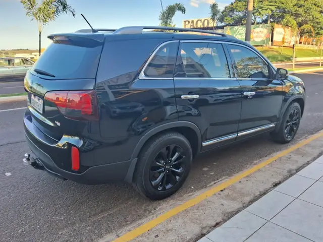 Carro Kia Sorento 2015 2.4 16V 4x2 (Aut)