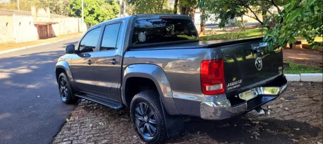 Carro Volkswagen Amarok 2014 2.0 CD 4x4 TDi Highline (Aut)