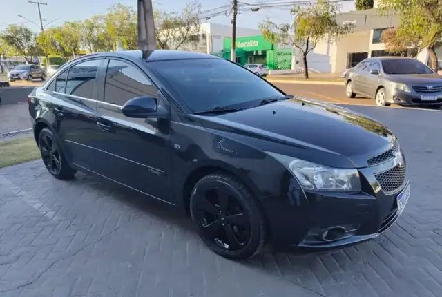 Carro Chevrolet Cruze 2012 LT 1.8 16V Ecotec (Flex)