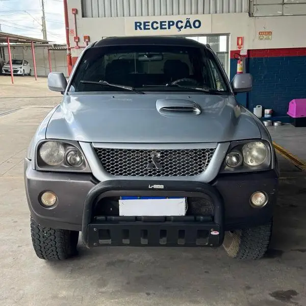 Carro Mitsubishi L200 Triton Outdoor 2012 HPE 2.5 4X4