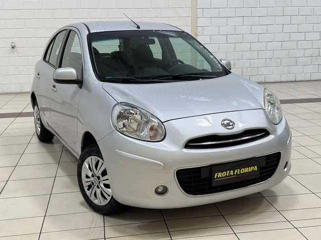 Carro Nissan March 2014 1.6 16V S (Flex)