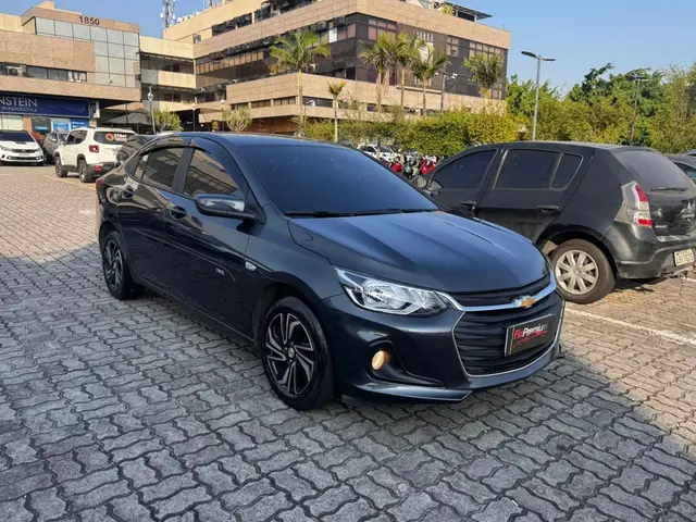Carro Chevrolet Onix Plus 2024 LT 1.0