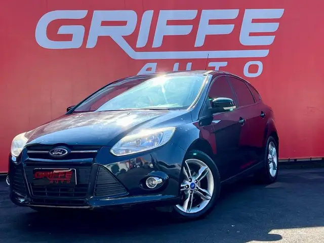 Carro Ford Focus Hatch 2014 SE 2.0 16V PowerShift