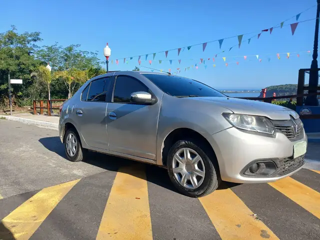 Carro Renault Logan 2017 Expression 1.6 8V (Flex)