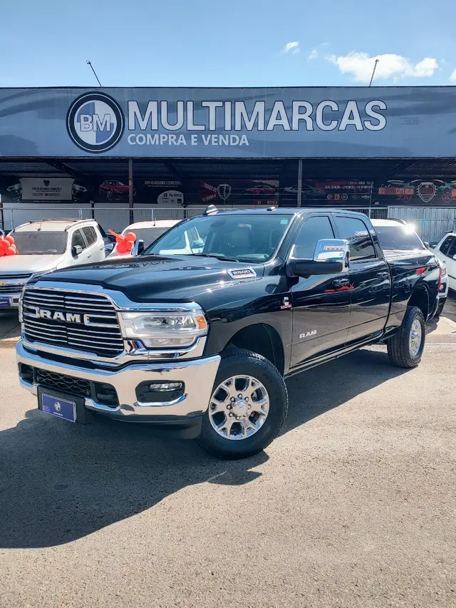 Carro RAM 2500 2023 Laramie 6.7 4X4