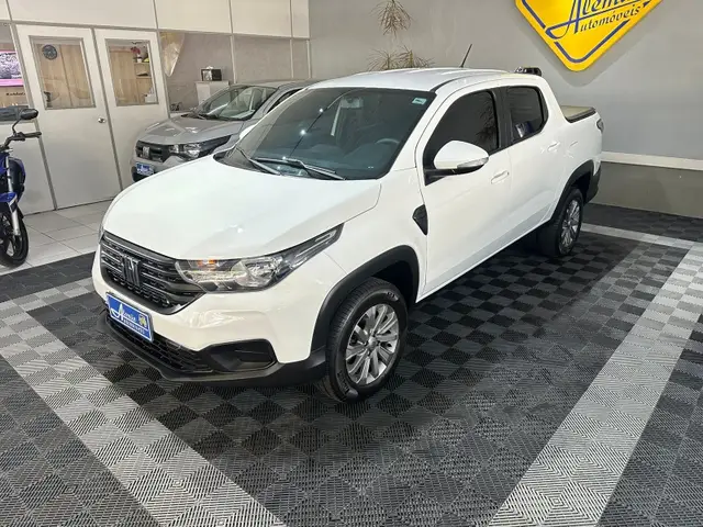 Carro Fiat Strada 2023 Freedom 1.3 CD (Flex)