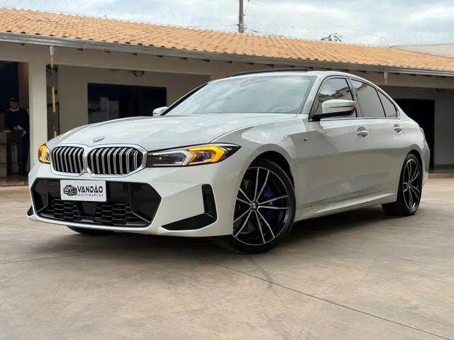 Carro BMW 320i 2024 M Sport 2.0 Turbo (Aut.)