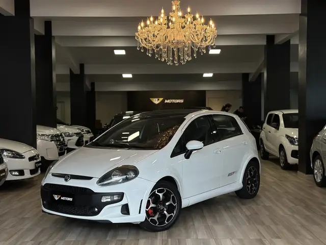 Carro Fiat Punto 2013 T-Jet 1.4 Turbo