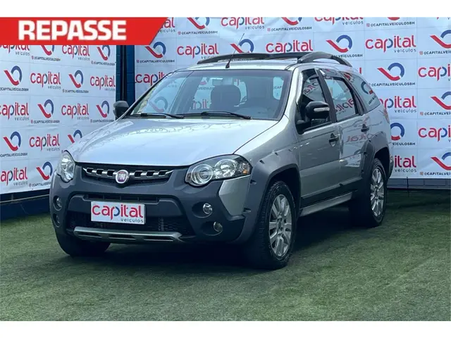 Carro Fiat Weekend 2015 Adventure 1.8 E.torQ Dualogic (Flex)