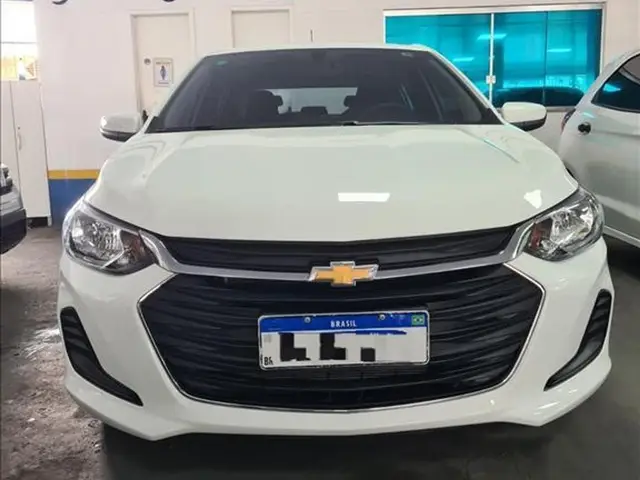 Carro Chevrolet Onix 2023 LT 1.0