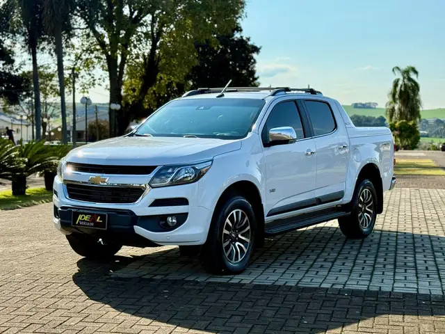 Carro Chevrolet S10 Cabine Dupla 2018 S10 2.8 CTDI High Country 4WD (Cabine Dupla) (Aut)