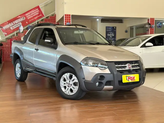Carro Fiat Strada 2012 Adv.1.8 16V LOCKER Dualo. Flex CD