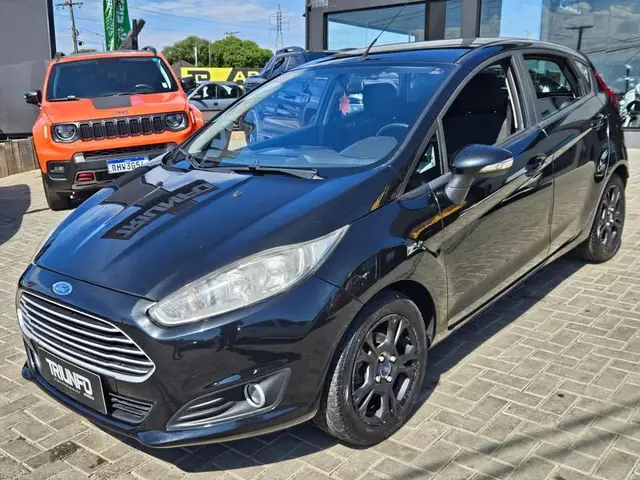 Carro Ford Fiesta Hatch 2014 1.5 (Flex)