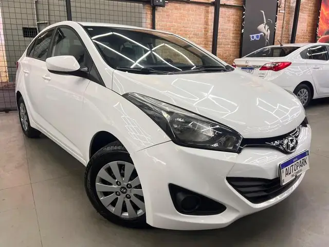 Carro Hyundai HB20S 2015 1.6 Comfort Style (Flex)