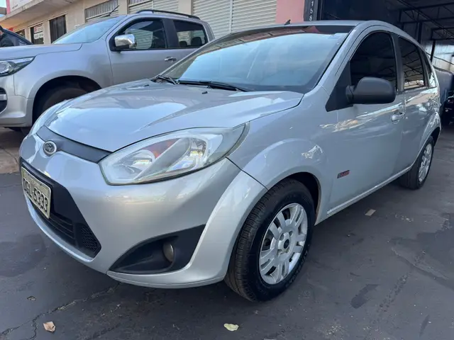 Carro Ford Fiesta Hatch 2013 SE Rocam 1.6 (Flex)
