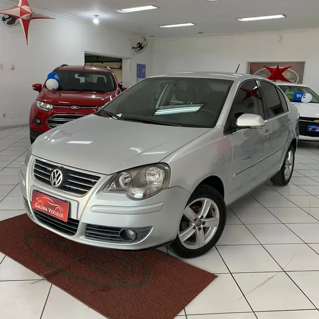 Carro Volkswagen Polo Sedan 2011 Comfortline 1.6 8V (Flex)