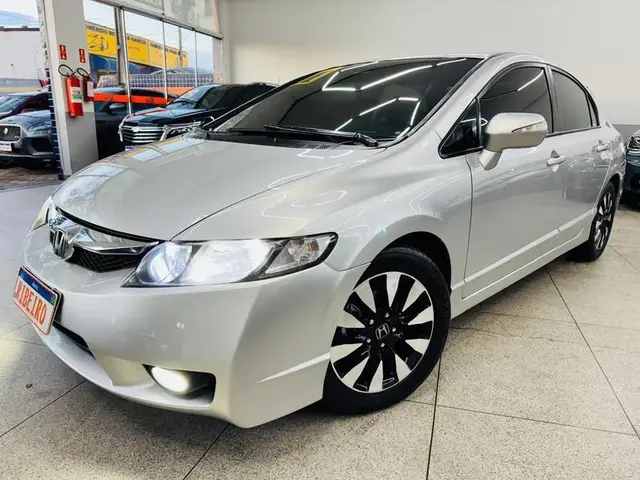 Carro Honda Civic 2011 New  LXL 1.8 i-VTEC (Couro) (Aut) (Flex)