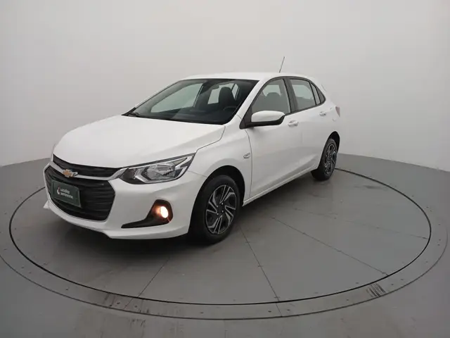 Carro Chevrolet Onix Plus 2024 LT 1.0