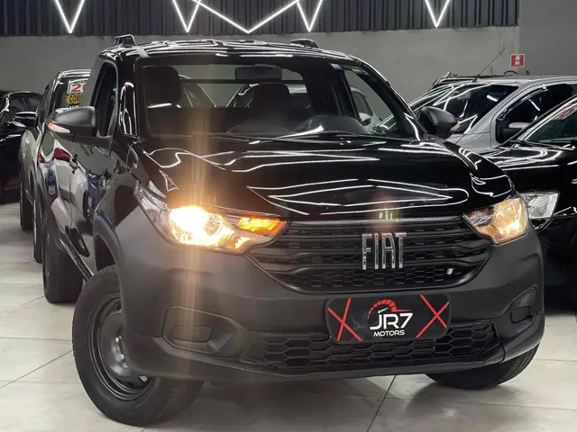 Carro Fiat Strada 2025 Volcano 1.3 Flex 8V CD Aut.