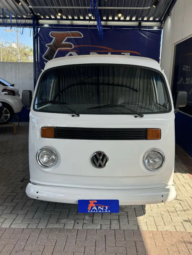 Carro Volkswagen Kombi Furgão 2003 Kombi Furgao 1.6 MI