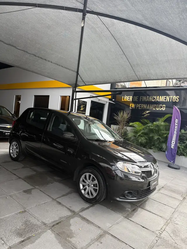 Carro Renault Sandero 2015 Expression 1.0 16V (Flex)