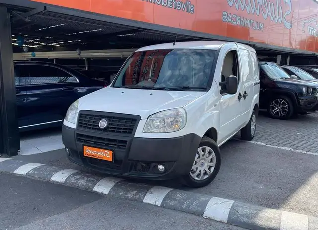 Carro Fiat Doblò Cargo 2013 1.8 16V (Flex)