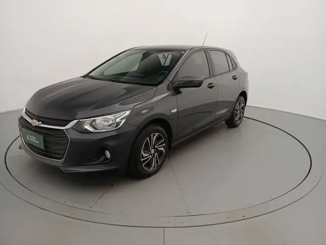 Carro Chevrolet Onix Plus 2024 LT 1.0